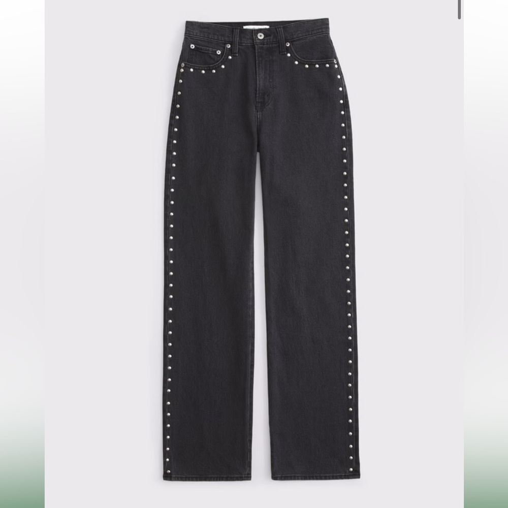 Abercrombie & Fitch High Rise 90s Relaxed Studded Jeans *NWT* - Picture 2 of 9
